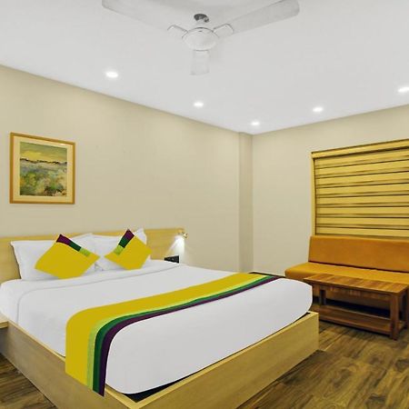 Itsy Hotels Transit Express Καλκούτα Εξωτερικό φωτογραφία