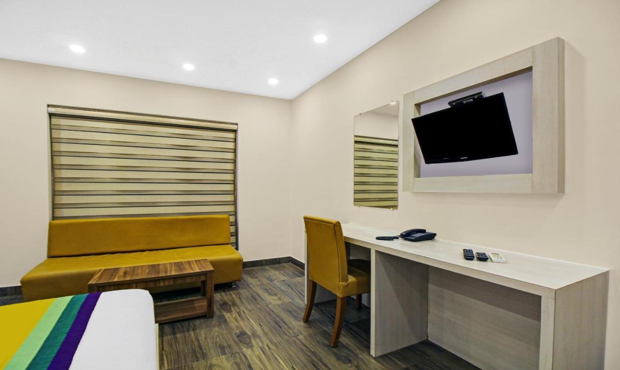 Itsy Hotels Transit Express Καλκούτα Εξωτερικό φωτογραφία